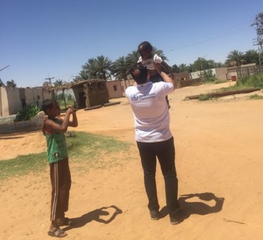 يعمل مصل العقرب المضاد للسموم الذي توفره منظمة الصحة العالمية وتموله إيطاليا على إنقاذ الأرواح في جميع أنحاء جنوب ليبيا