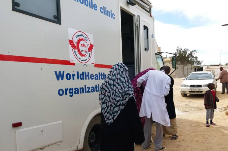 فرق الطوارئ الطبية المتنقلة تجعل الخدمات الصحية أقرب إلى الأشخاص المحتاجين Emergency Medical Mobile Teams bring health services closer to people in need