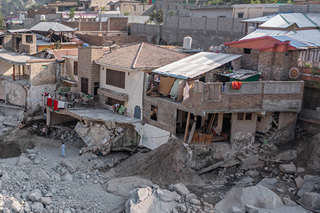 WHO inaugurates an emergency operations centre and provides urgently needed essential medicines in Swat