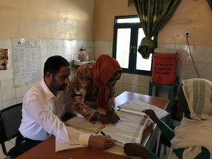 Analyzing the quality of AFP surveillance reporting at the field level. Photo: WHO Sudan