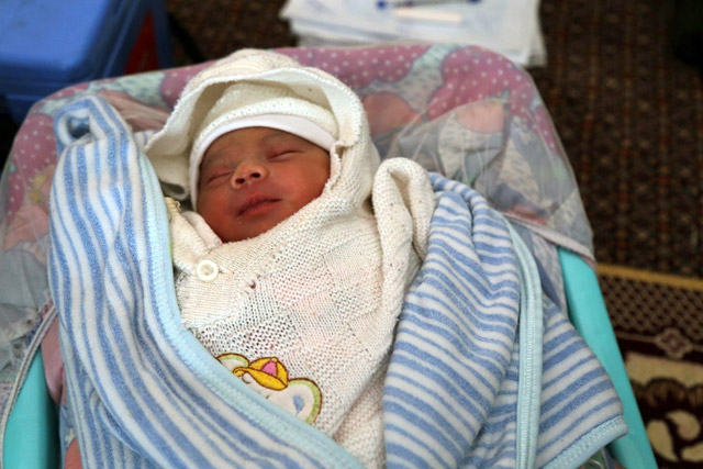 One last child protected against paralysis. Little one-day-old Fatima received her first ever vaccination on the last day. She could not be vaccinated earlier, as she had not been born yet.