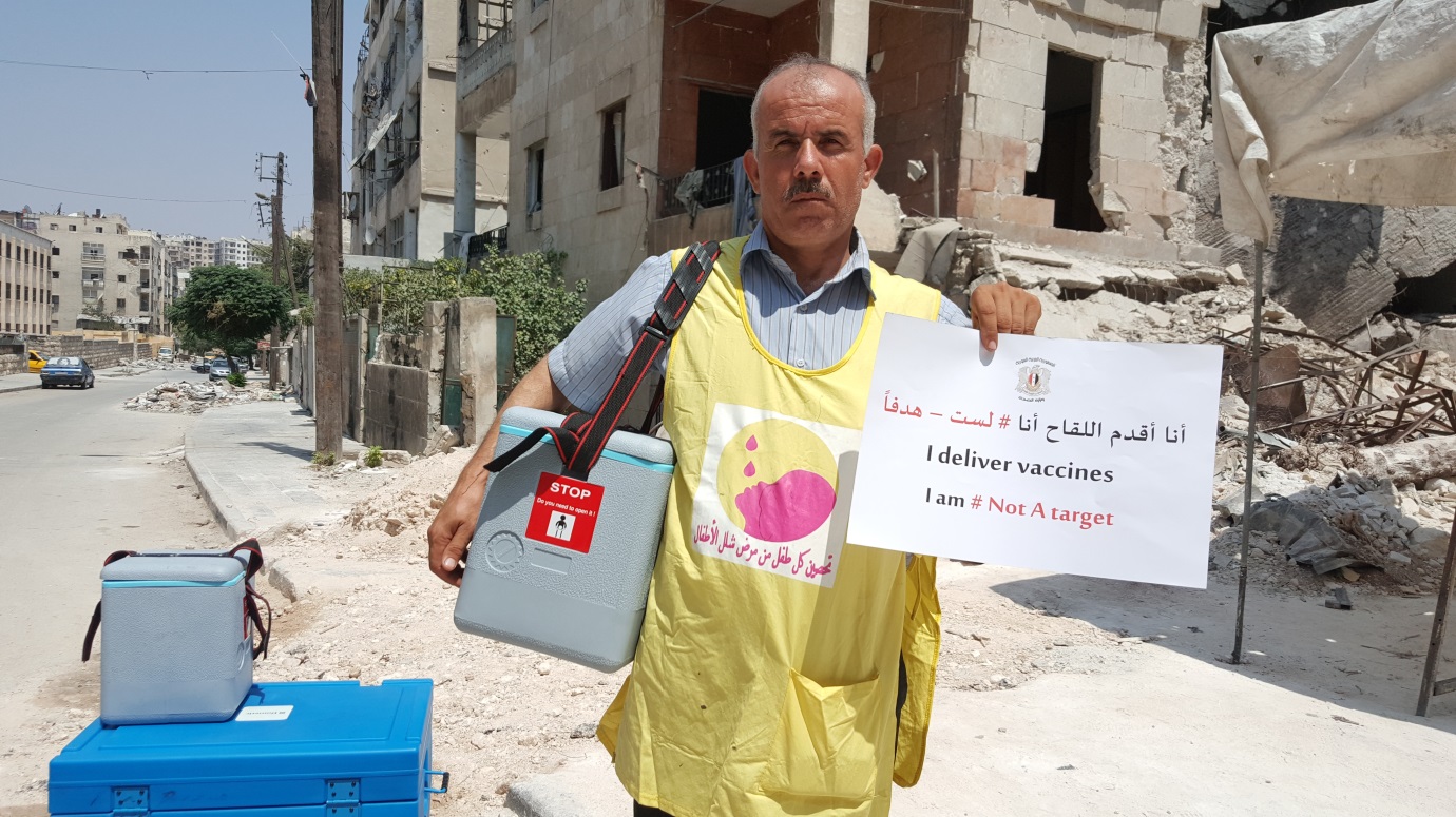 Attacks on health care Despite international laws and conventions calling for their safety and protection, health staff working in emergency settings in WHO’s Eastern Mediterranean Region continue to live in constant fear of attack. Syria remains the world’s most dangerous place for health workers. On World Humanitarian Day in August 2017, WHO recognized health workers across the region who remains committed to the oath they took to save lives, knowingly risking their own lives as they refused to abandon their patients. More links: Attacks on Health Care Dashboard : 1 July to 30 September 2017 Attacks on health care on the rise in Afghanistan Attack on vaccines sets back immunization efforts in eastern Syrian Arab Republic WHO condemns attacks on hospitals and health workers in Idlib and Hama Photo Essay: Attacks on Health Care