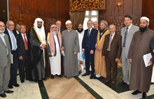 Grand Imam of Al-Azhar receiving Muslim scholars to discuss children right to be protected against polio and other diseases