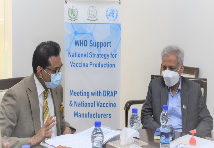 Meeting discusses national strategy for COVID-19 vaccine production in Pakistan